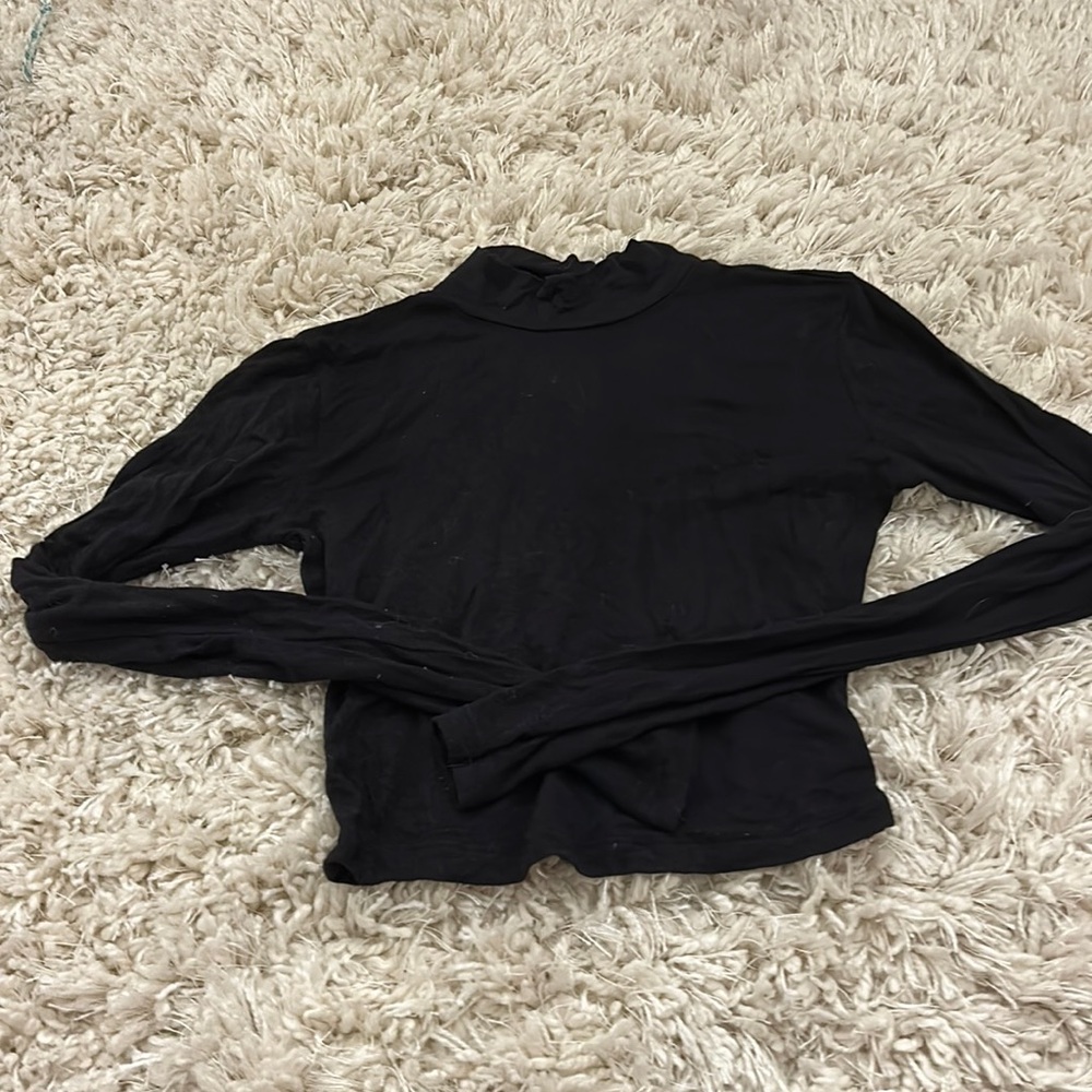 black high neck long sleeve